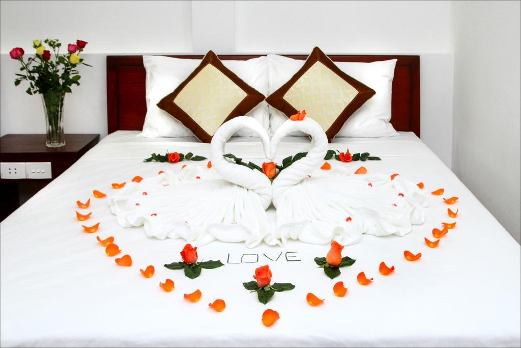 Azalea Homestay Хойан Экстерьер фото
