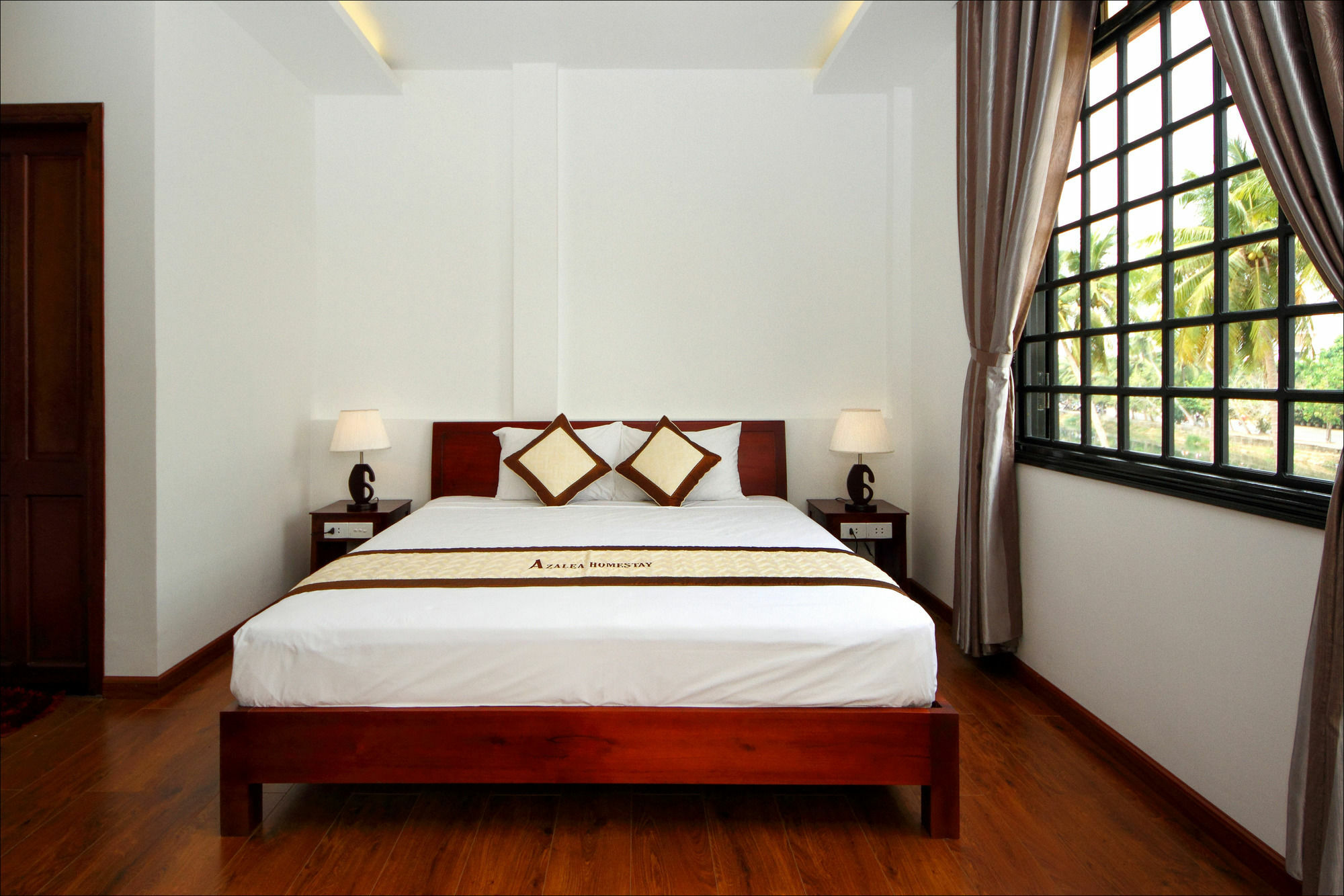 Azalea Homestay Хойан Экстерьер фото