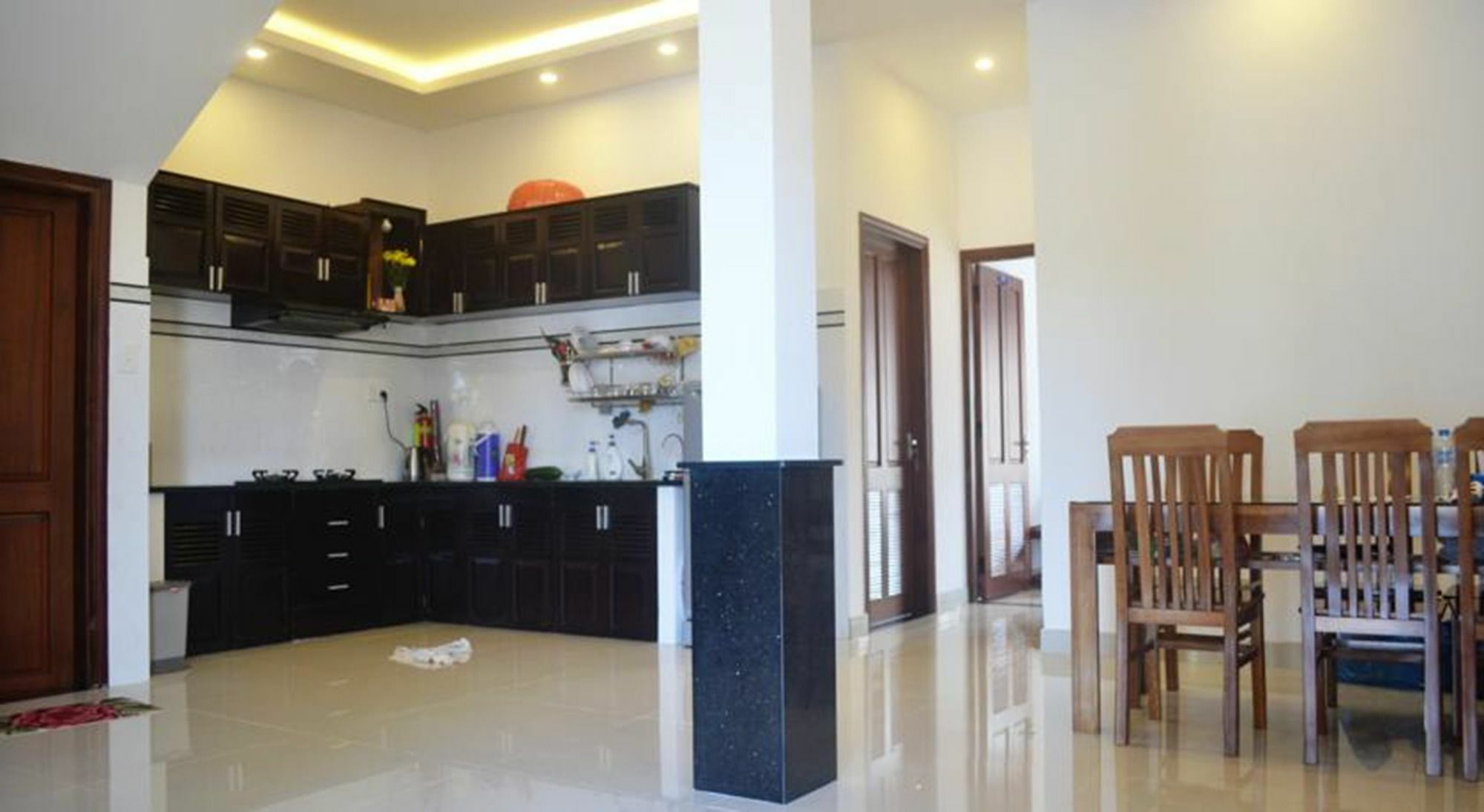 Azalea Homestay Хойан Экстерьер фото